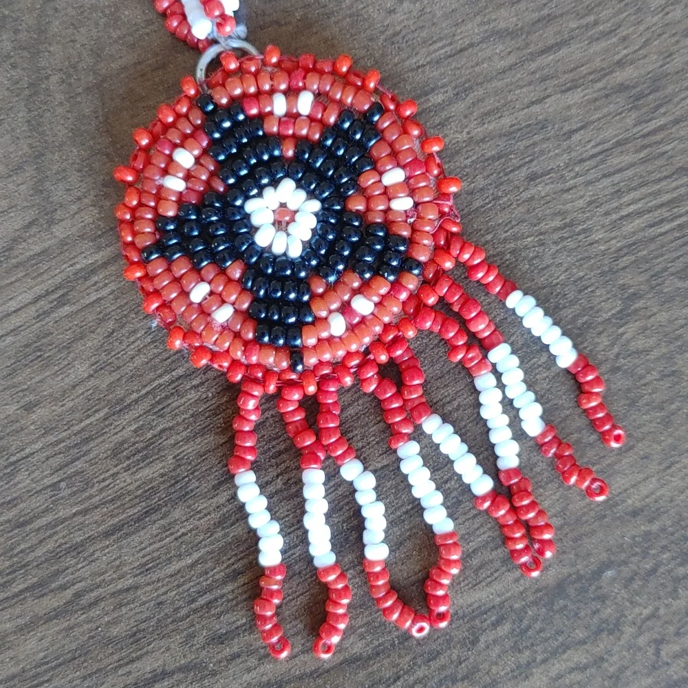 Native American Seed Bead Necklace Star Pattern Twisted C